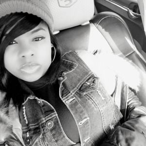 Meet your Posher, Mia